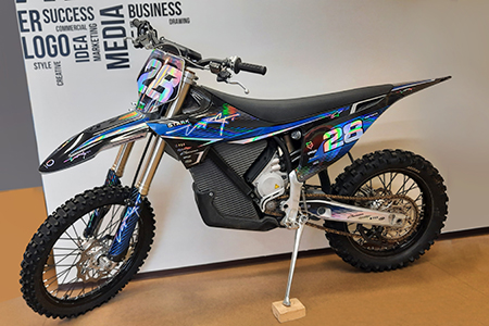 Ad-Office_motocross_teippaus